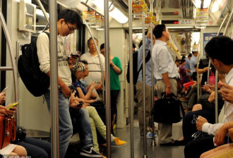“浅型社交”正改变人与人关系的本质