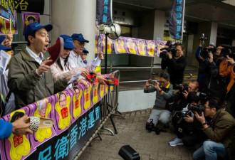 香港占中9人首提堂 押5月审