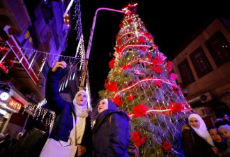 和平不易!叙利亚首都民众时隔多年再迎圣诞气氛