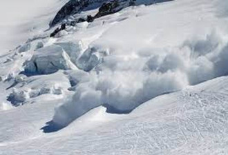 日本滑雪场雪崩 已致8名师生遇难超过40人受伤