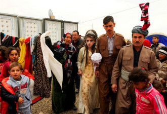 16岁伊拉克少女的真实婚礼，没有笑容