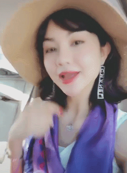 养豹子住豪宅的抖音第一阔太，老公身家145亿