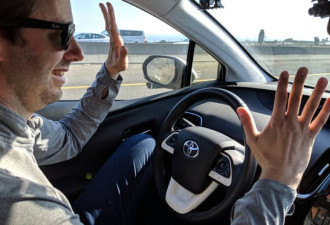 谷歌前工程师坐无人汽车横穿美国 全程无人干涉