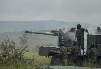 卢旺达首次展示中国造卡车炮、重型反坦克导弹