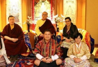 藏传佛教高僧结婚 但称仍是17世噶玛巴