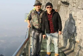 黄渤拍卖会上得罪大佬险遭封杀，结局干得漂亮