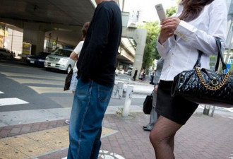 日本有一神秘女子行业 专门诱捕夜不归宿的男人