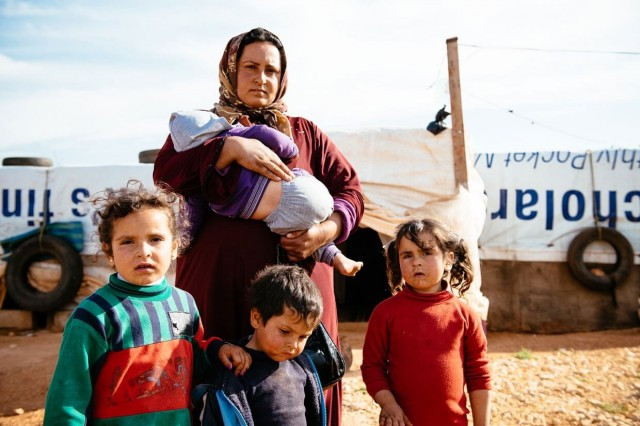 “Syrian refugee”的图片搜索结果