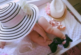 美国公司推出婴儿版高跟鞋 引部分家长质疑