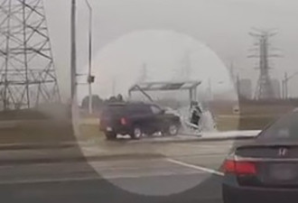 视频：毒驾司机开车撞进烈治文山公交站