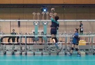 日本女排用超级机器人当陪练 中国国手回应