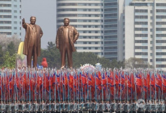 朝鲜太阳节大阅兵：喜极而泣的不少都是年轻人