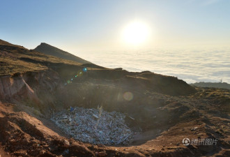 “中国最大观景台”牛背山变垃圾山