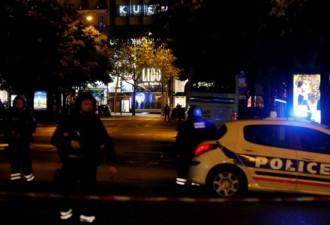 法国大选前巴黎发生枪击案 警察一死两伤