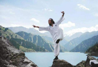 青城派掌门在珠峰上打太极?中华武术要被玩坏?