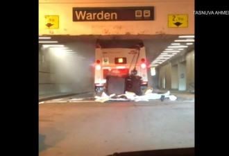TTC巴士误闯乘客专用区 硬挤入隧道车顶被削