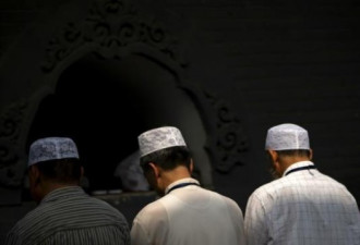 中国镇压新疆穆斯林 引发回民忧虑