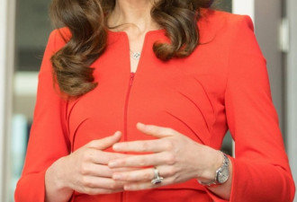 凯特王妃穿橘色短裙 身材凸凹有致