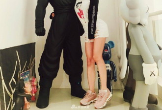 韩国超红AJ女神圣诞秀新鞋 身材超火辣颜值高