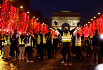 黄背心卷土重来 法国决定香街跨年活动照常举办
