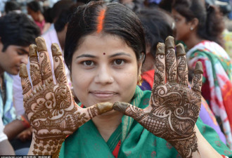 女性首度进入印度神庙 结果因此爆发警民冲突