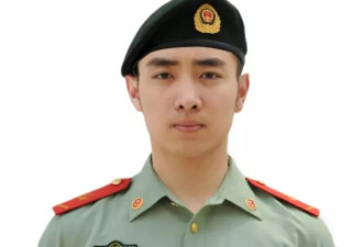 中国武警部队5月1日前全面配发16武警贝雷帽