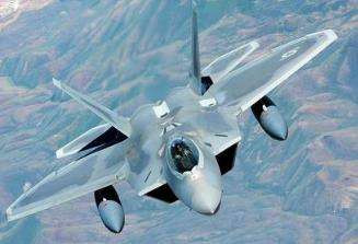 俄国防部：2架轰炸机遭美国F－22战机跟踪