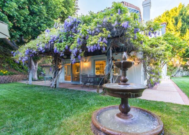Fanning home