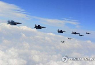 美韩“超级雷霆”空中作战演习 百架战机出阵