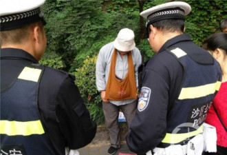 “哑巴大师”面对民警突然开口：我算命免费