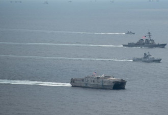 VOA：美英海军南中国海联合演习确保自由航行