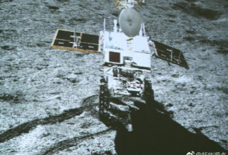 嫦娥四号任务圆满成功，五星红旗闪耀在月背！