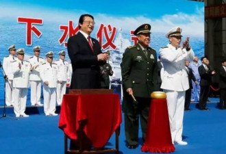 中国新航母下水 创下最牛“二胎”