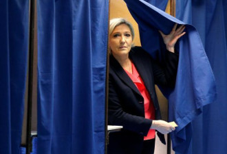 法国大选:39岁马克龙当选新一任法国总统