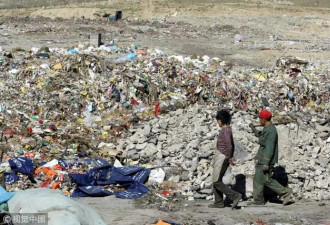 珠峰快成世界最高垃圾山：百具尸体 12吨排泄物