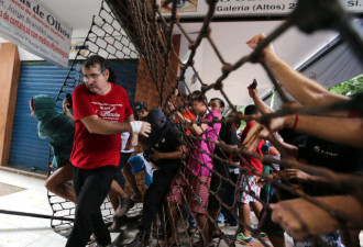 巴西爆发20年来最大规模罢工 致交通瘫痪