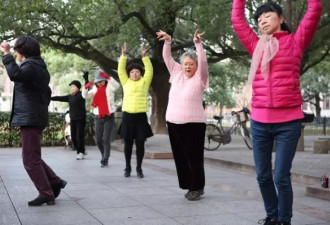 广场舞一跳就是5年美国大妈舞蹈里有真实的中国