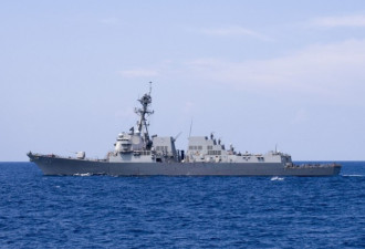 解放军远海训练当日 美军舰再过台湾海峡引关注