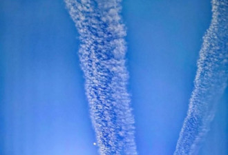 广州天空上热搜啦！刷屏朋友圈天空云朵似彩带