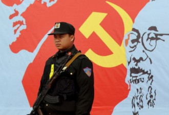 越南反腐：越共中央政治局委员丁罗升被免职