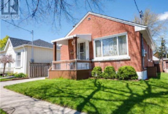 多伦多边上最吓人的房子出售！叫价$239,900