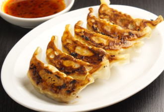 日网民:中国人好伟大,中华料理真好吃 最爱饺子