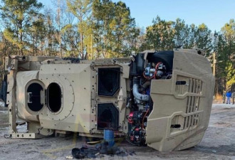 美国陆军接收仅仅三天 美军方新型装甲车开翻了