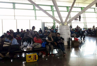 飞米兰客机迫降哈萨克斯坦多名中国乘客滞留