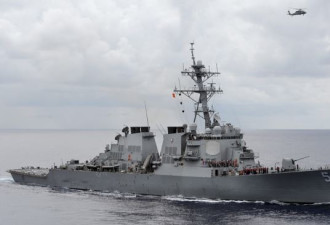 美国两艘军舰再穿台湾海峡，美国海军部长表态
