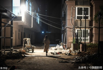 女同性恋怕被家里催婚 盼奋斗成功后向家人坦白