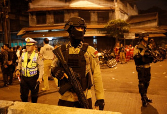 快讯：雅加达一公车站发生爆炸 数人伤亡