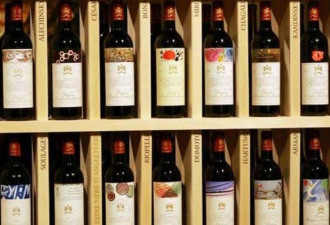 华裔红酒收藏家为造假大师 上亿赝品是冰山一角