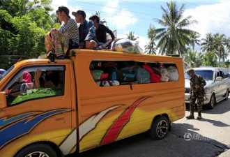 菲律宾亲ISIS武装对战政府军 大批平民逃离