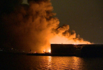 今大雨环境部发警告 湖滨回收厂突发6级大火
